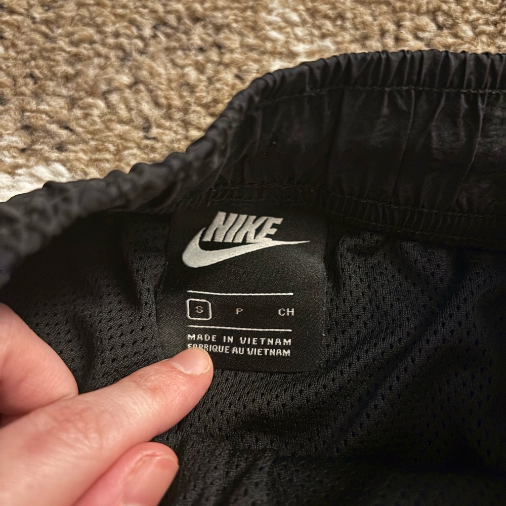 Nike Black Wind-Pant Joggers with White Accents - Picture 6 of 11